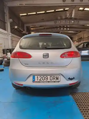 Sloopvoertuig seat leon (kl1) seat leon van het jaar 2005 aangedreven 