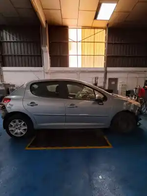 Veicolo di demolizione peugeot 207 207 3p dell'anno 2006 alimentato 