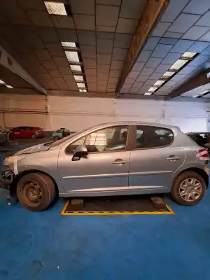 Veicolo di demolizione peugeot 207 207 3p dell'anno 2006 alimentato 