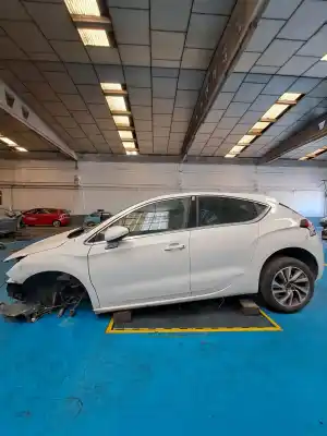 Veicolo di demolizione citroen ds4 ds4 dell'anno 0 alimentato 