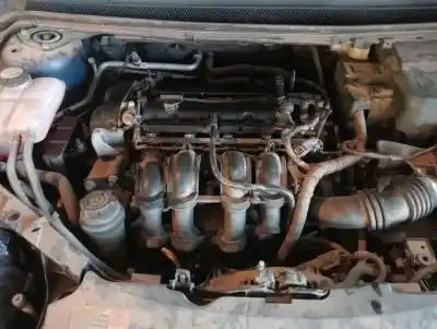 Veículo de Sucata ford focus berlina (cak) focus sedan do ano 1998 alimentado 