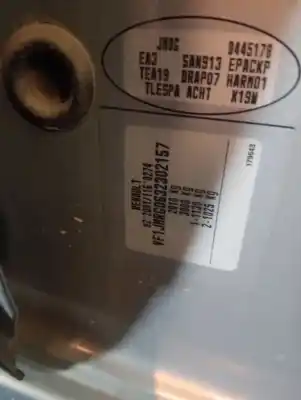 Veículo de Sucata renault scenic ii grand scenic ii do ano 2003 alimentado 