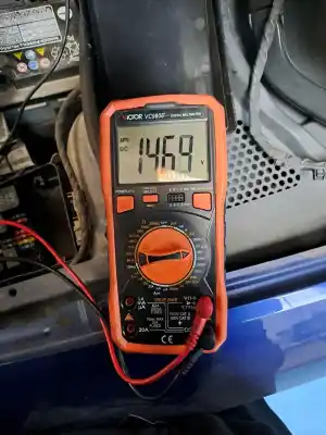 Veicolo di demolizione seat leon (kl1) seat leon dell'anno 2020 alimentato 