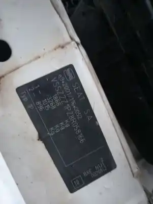 Veicolo di demolizione seat leon (1p1) 1.9 tdi dell'anno 2005 alimentato bxe