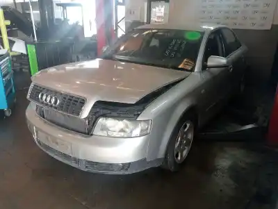 Veículo de Sucata AUDI A4 AVANT (8E) AWA do ano 2001 alimentado AWA