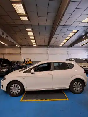 Veicolo di demolizione SEAT LEON (KL1) SEAT Leon dell'anno 2005 alimentato 