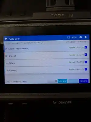 Veicolo di demolizione seat leon (kl1) seat leon dell'anno 2005 alimentato 