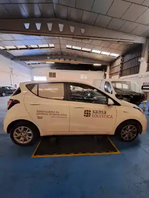 Veículo de Sucata hyundai i10 classic do ano 2013 alimentado 