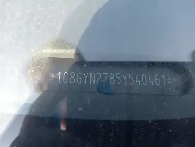 Sloopvoertuig chrysler grand voyager chrysler van het jaar 1987 aangedreven 