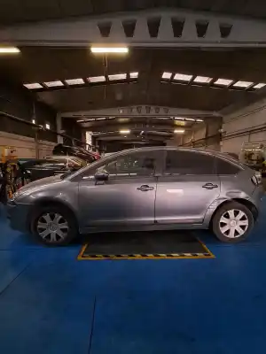 Veículo de Sucata citroen c4 berlina c4 berlina do ano 2006 alimentado 