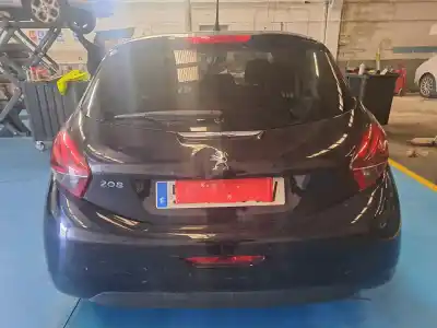 Veículo de Sucata peugeot 208 like do ano 2012 alimentado 