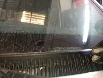 Veículo de Sucata ford transit connect (tc7) furgón (2006->) do ano 2002 alimentado 