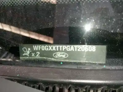 Veículo de Sucata ford transit connect (tc7) furgón (2006->) do ano 2002 alimentado 