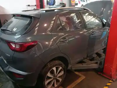 Sloopvoertuig kia stonic (ybcuv) g3lf van het jaar 0 aangedreven g3lf