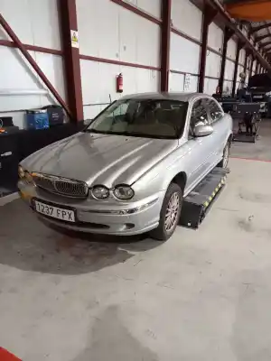 Veículo de Sucata JAGUAR X-TYPE * do ano 2001 alimentado BGU