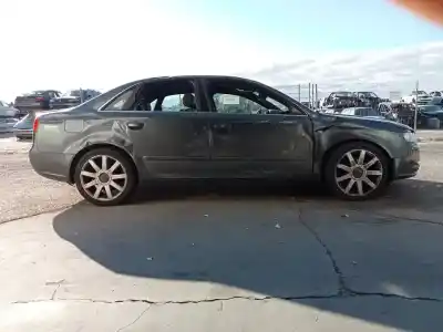Veículo de Sucata audi a4 b7 (8ec) 2.0 tdi 16v do ano 2004 alimentado blb
