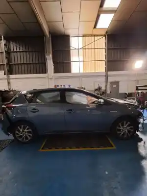 Veículo de Sucata toyota auris (e18) toyota auris do ano 2012 alimentado 