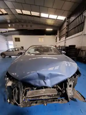 Veículo de Sucata toyota auris (e18) toyota auris do ano 2012 alimentado 