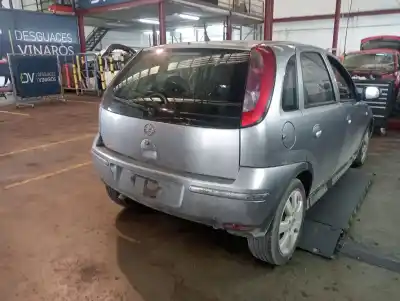 Veicolo di demolizione opel corsa c corsa c dell'anno 2000 alimentato z13dt