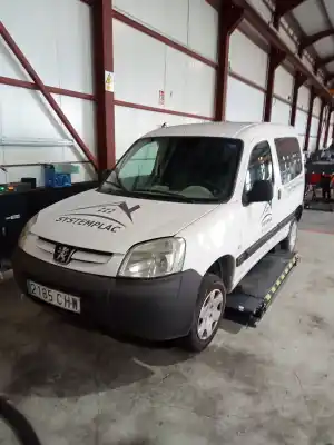 Scrapping Vehicle PEUGEOT PARTNER TEPEE ACTIVE PEUGEOT of the year 2002 powered 