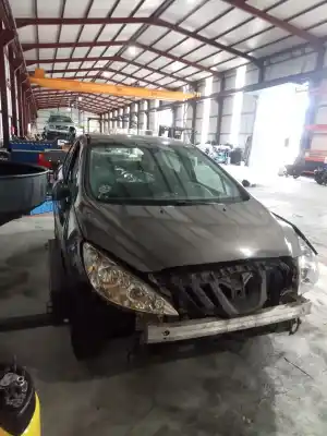 Veículo de Sucata peugeot 308 120 cv / 88 kw do ano 2007 alimentado 
