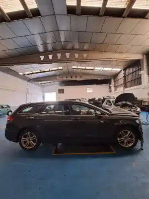 Scrapping Vehicle ford mondeo turn. hybbrid vignale 188 cv / 138 kw of the year 2014 powered 