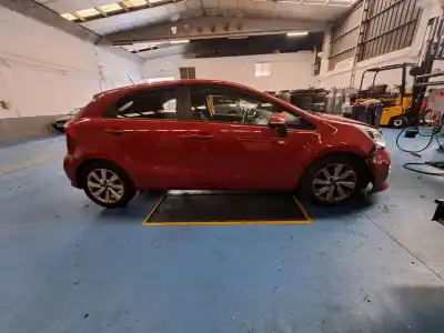 Sloopvoertuig kia rio (yb) rio (yb) (2016 - ..) van het jaar 2016 aangedreven 