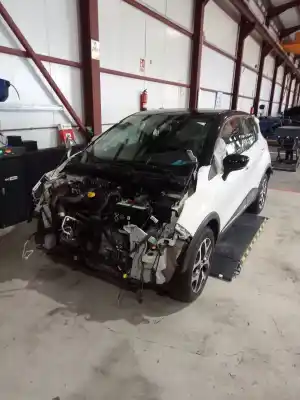 Scrapping Vehicle RENAULT CAPTUR II (2019-0) of the year 2013 powered 