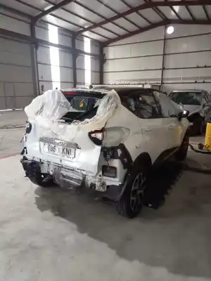 Veicolo di demolizione renault captur ii (2019-0) dell'anno 2013 alimentato 