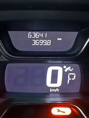 Veicolo di demolizione renault captur ii (2019-0) dell'anno 2013 alimentato 