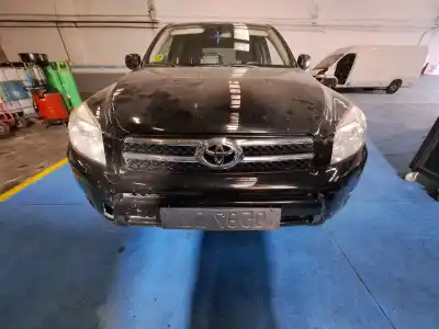 Veicolo di demolizione toyota rav 4 (a2) rav 4 dell'anno 2005 alimentato 