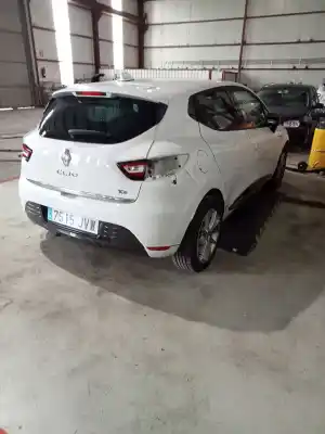 Veicolo di demolizione renault clio iv h4b b4 dell'anno 2012 alimentato h4b b4