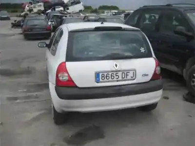 Veículo de Sucata renault clio ii (bb_, cb_) 1.5 dci (b/cb07) do ano 2001 alimentado k9k700