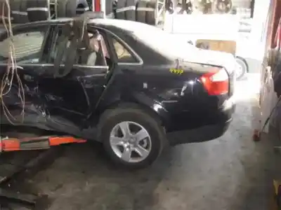 Scrapping Vehicle audi a4 avant (8e) bau of the year 2001 powered bau