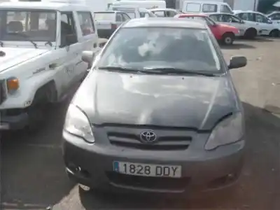 Veicolo di demolizione toyota corolla (e12) 1cdftv dell'anno 2001 alimentato 1cdftv