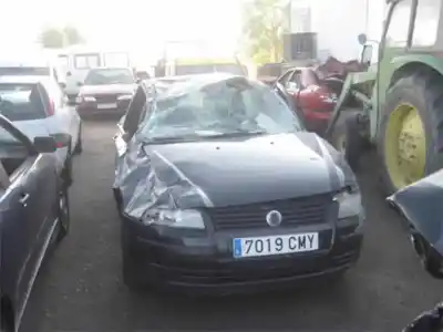 Vehicul casat fiat stilo (192) 192a1.000 al anului 2001 alimentat 192a1000