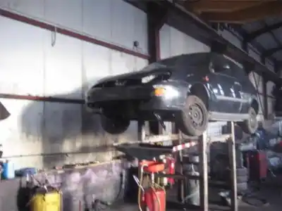 Verschrottungsfahrzeug ford focus berlina (cak) focus sedan des jahres 1998 angetrieben 