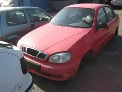 Véhicule à la ferraille daewoo lanos lanos de l'année 1997 alimenté a15sms