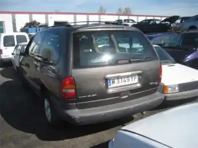 Vehicul casat chrysler voyager 2.2 d-moo al anului 1987 alimentat moo