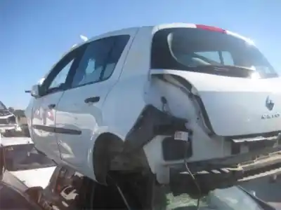 Veículo de Sucata renault clio iii k9k768 do ano 2005 alimentado k9k768