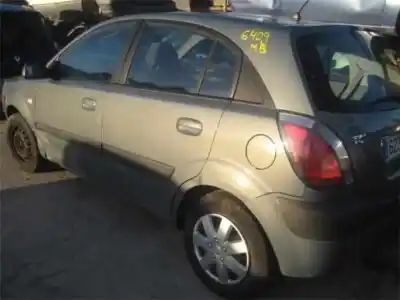 Veículo de Sucata kia rio (jb) d4fa do ano 2005 alimentado d4fa