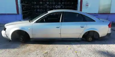 Vehicul casat audi a6 berlina (4b2) a6 4b al anului 1997 alimentat ake