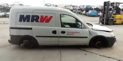 Sloopvoertuig opel combo corsa c van het jaar 2001 aangedreven z13dtj