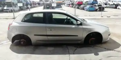 Scrapping Vehicle fiat stilo (192) 192a1.000 of the year 2001 powered 192a1000