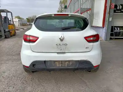 Veicolo di demolizione renault clio iv k9k608 dell'anno 2012 alimentato k9k608