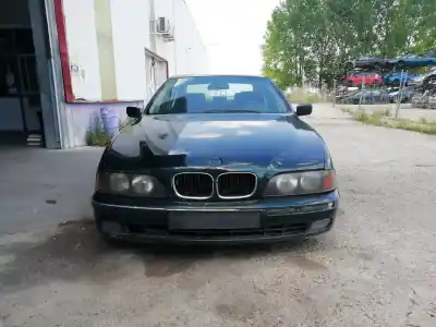 Veículo de Sucata bmw serie 5 berlina (e39) 25.6t.1 do ano 1995 alimentado 256t1