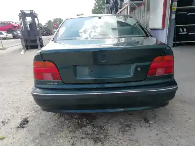 Veículo de Sucata bmw serie 5 berlina (e39) 25.6t.1 do ano 1995 alimentado 256t1