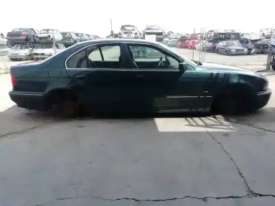 Veículo de Sucata bmw serie 5 berlina (e39) 25.6t.1 do ano 1995 alimentado 256t1