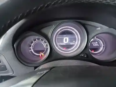 Veículo de Sucata citroen c4 berlina c4 berlina do ano 2020 alimentado 