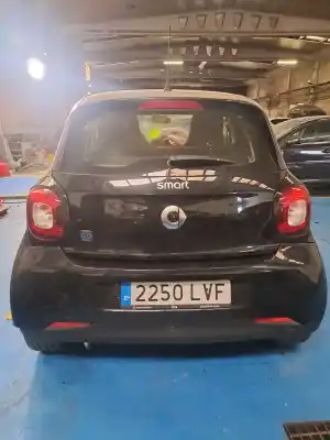 Veicolo di demolizione SMART FORFOUR 1 SMART PASSION MANUAL dell'anno 2014 alimentato 